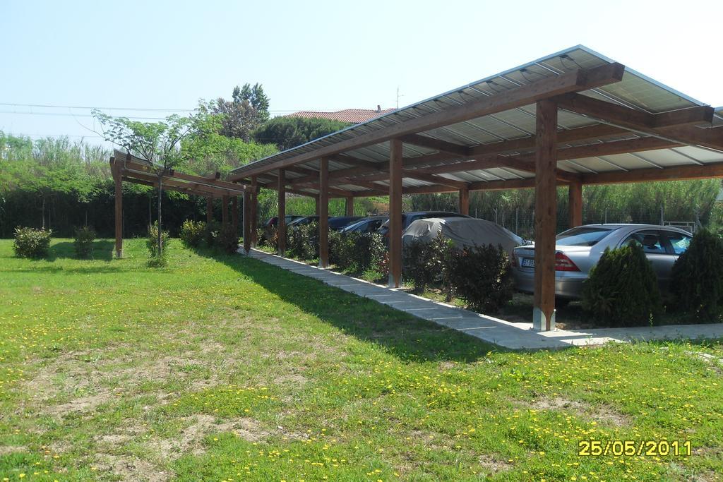 Hotel Aros Rimini Buitenkant foto